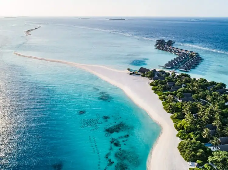 Four Seasons Landaa Giraavaru - 7-Star Maldives Resort