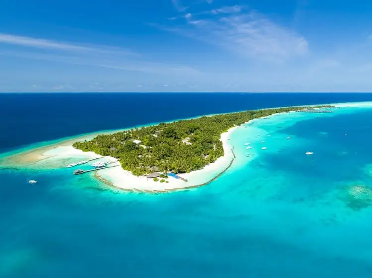 Kuramathi Resort Maldives - 5-Star Maldives Resort
