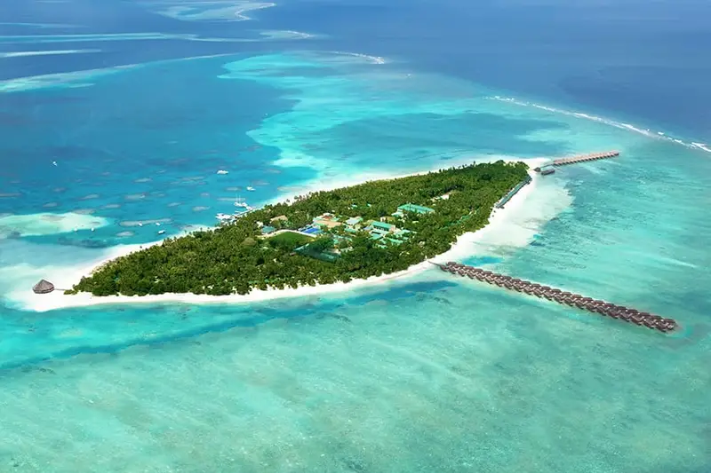  Meeru Island Resort - 4-Star Maldives Resort