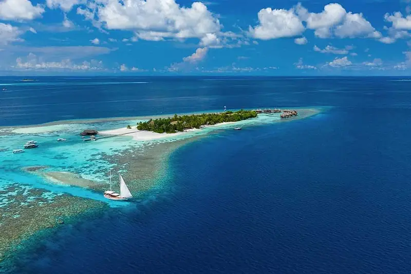 Mirihi Island Resort - 5-Star Maldives Resort