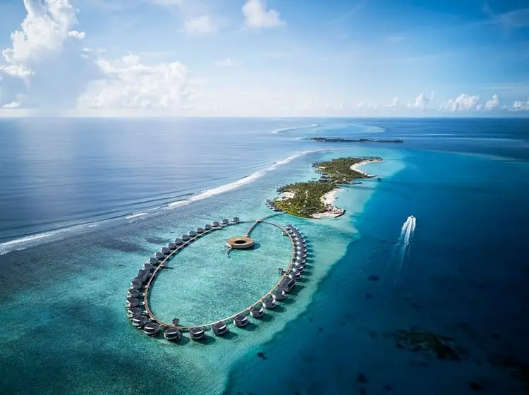 The Ritz Carlton Maldives - 6-Star Maldives Resort