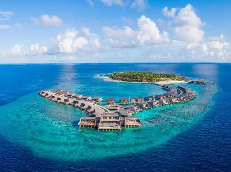 The St. Regis Maldives Vommuli Resort - 7-Star Maldives Resort