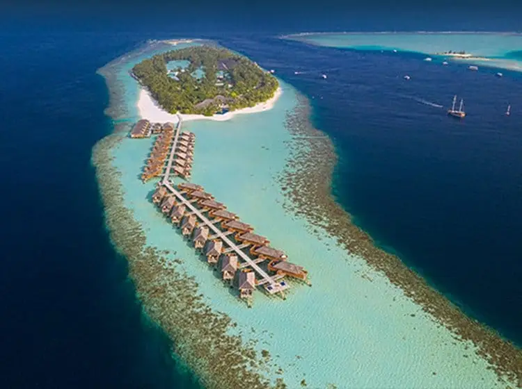 Vilamendhoo Island Resort  - 4-Star Maldives Resort